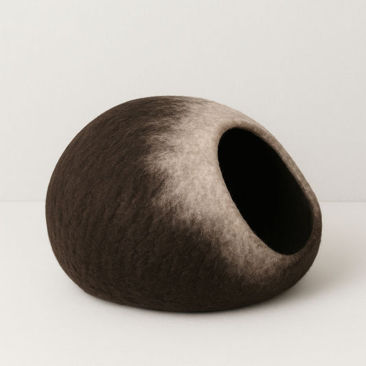 Luxury Felt Cat Cave – Handcrafted Wool Retreat from Nepal – Mocha Stone